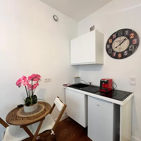 Apartamento Tolstoi Villeurbanne Exterior foto